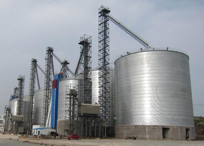 平昌大型钢板库构造参数及水泥储存质量